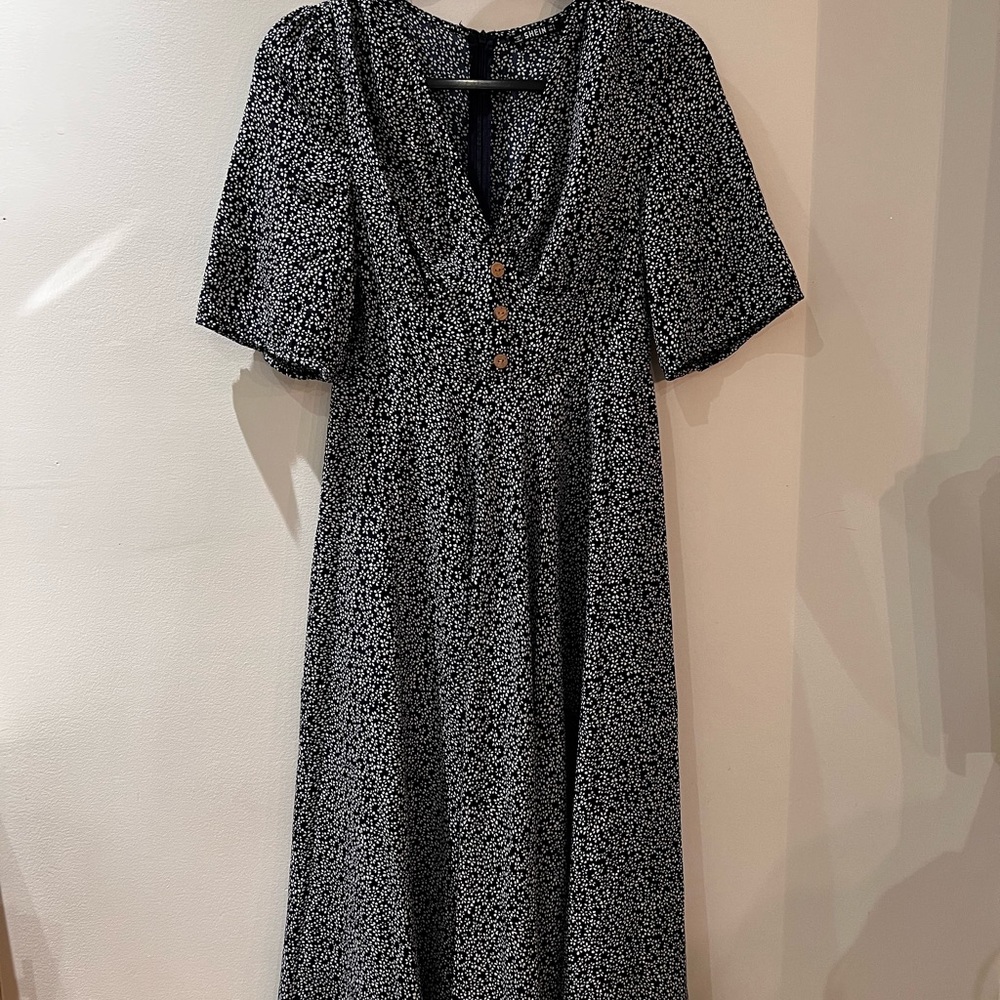 Flower Pattern Dress 🤍